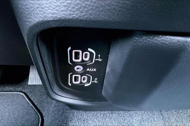 2026 Ram 1500 Express Crew Cab 4x2 57 Box