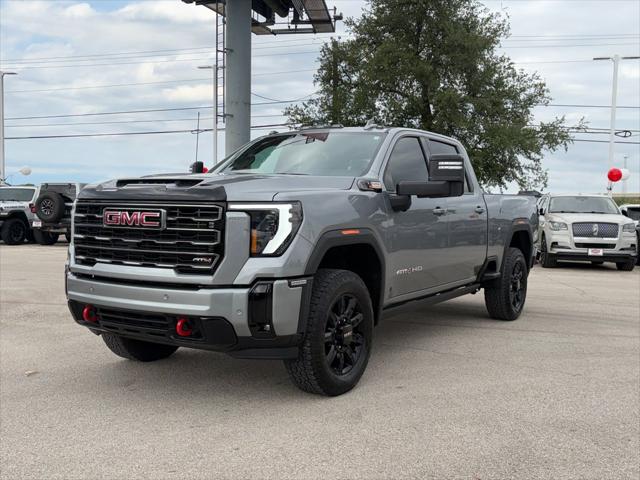 2025 GMC Sierra 2500HD 4WD Crew Cab Standard Bed AT4
