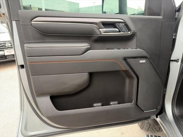 2025 GMC Sierra 2500HD 4WD Crew Cab Standard Bed AT4