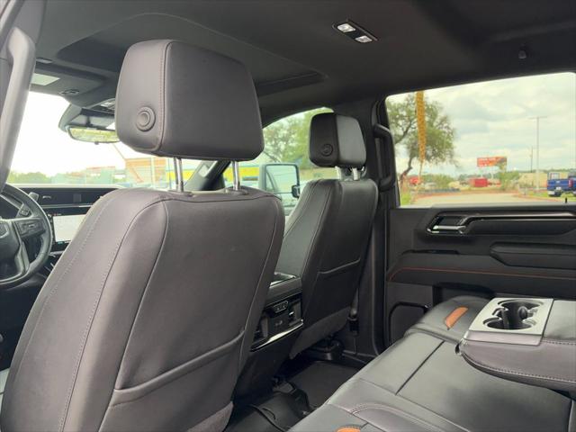 2025 GMC Sierra 2500HD 4WD Crew Cab Standard Bed AT4