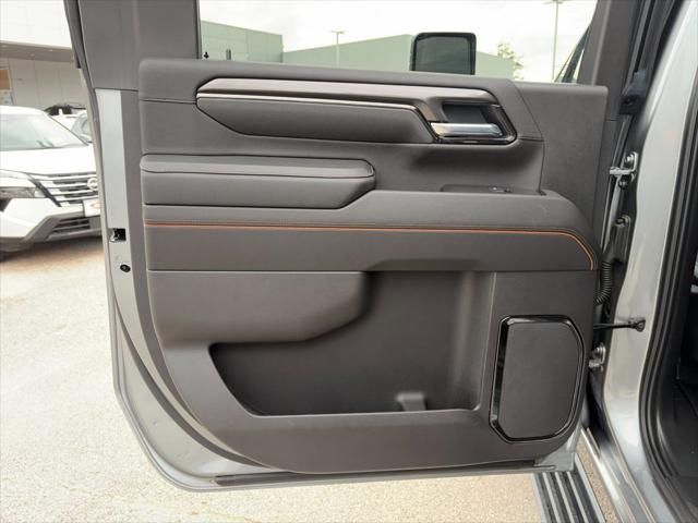 2025 GMC Sierra 2500HD 4WD Crew Cab Standard Bed AT4