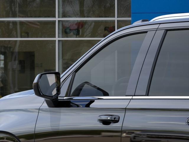 2026 Chevrolet Suburban LS, 4WD