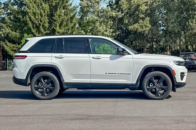 2023 Jeep Grand Cherokee Altitude 4x4