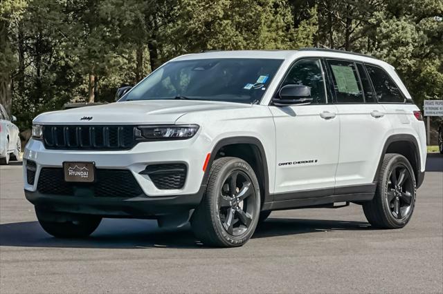 2023 Jeep Grand Cherokee Altitude 4x4