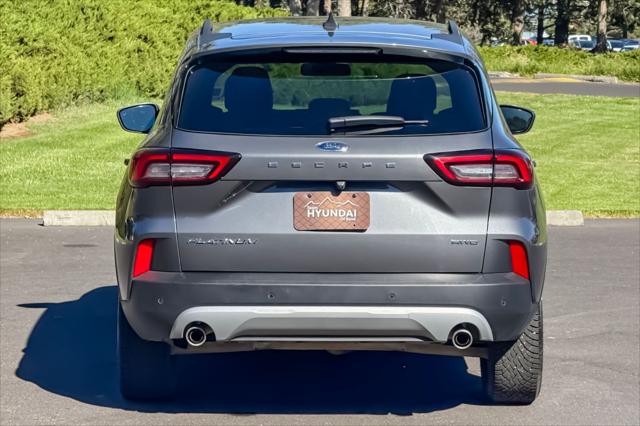 2025 Ford Escape Platinum