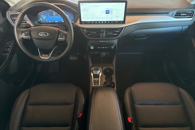 2025 Ford Escape Platinum