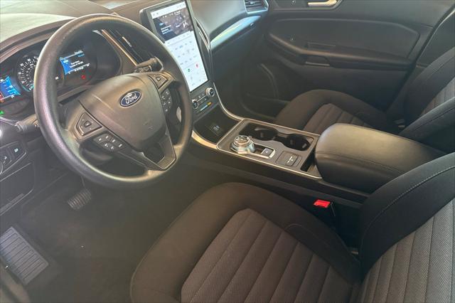 2023 Ford Edge SE