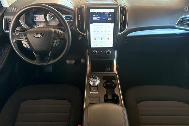 2023 Ford Edge SE