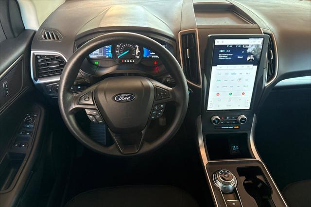 2023 Ford Edge SE