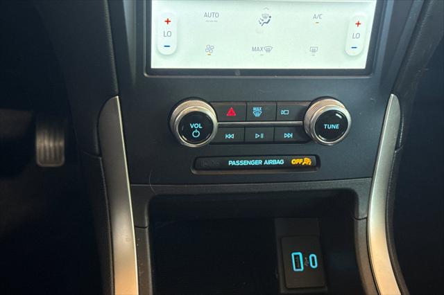 2023 Ford Edge SE