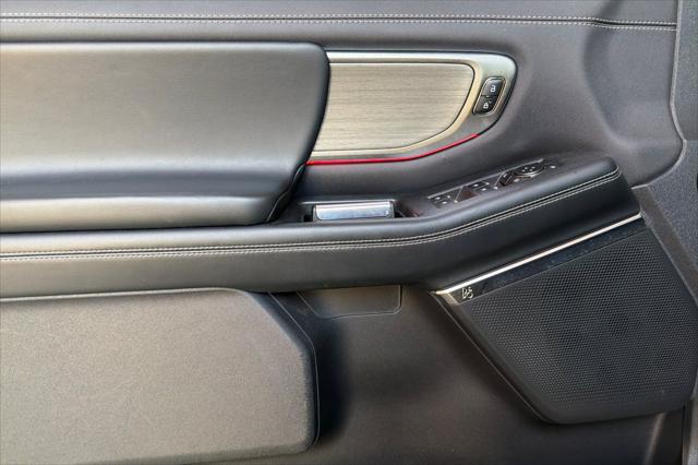 2025 Ford Expedition Platinum MAX