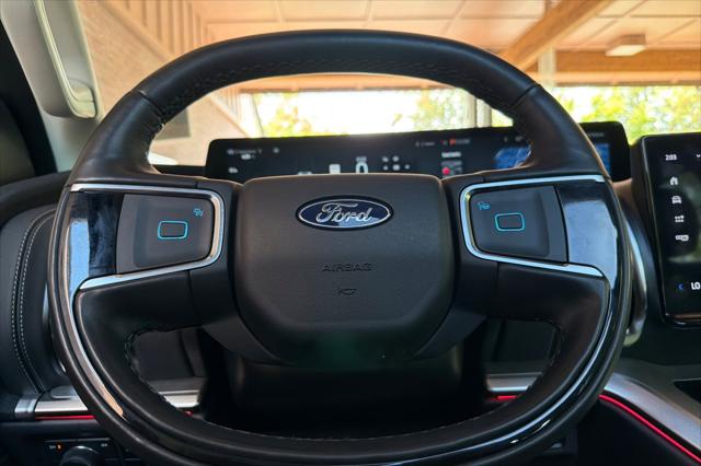 2025 Ford Expedition Platinum MAX
