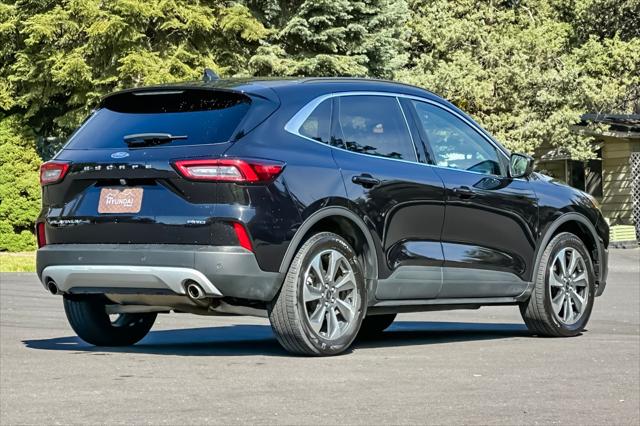2025 Ford Escape Platinum