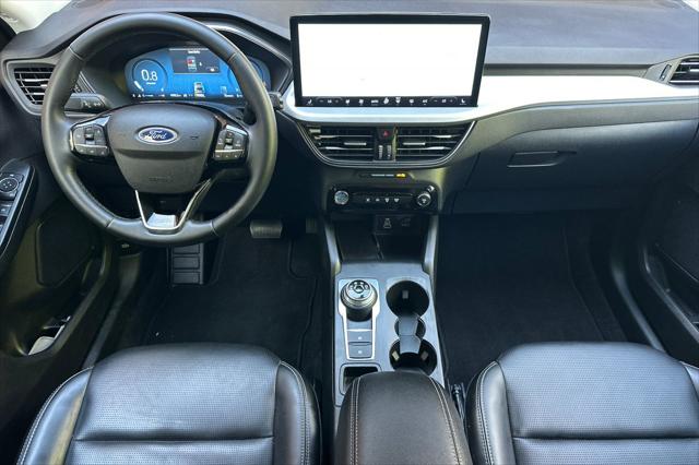 2025 Ford Escape Platinum