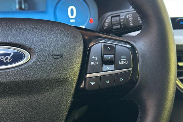 2025 Ford Escape Platinum
