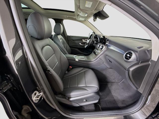 2022 Mercedes-Benz GLC GLC300 - Photo 20