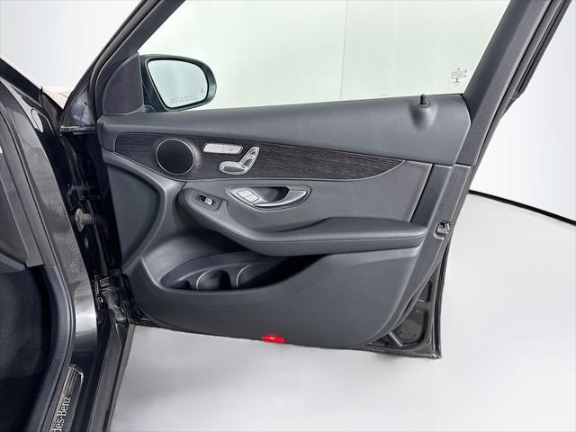 2022 Mercedes-Benz GLC GLC300 - Photo 25