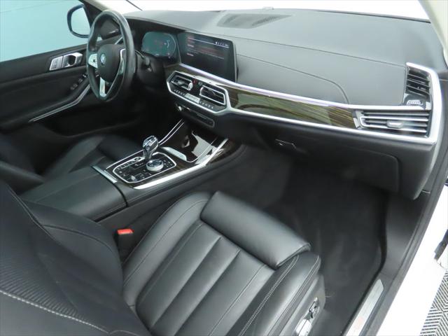 2020 BMW X7 40i - Photo 18