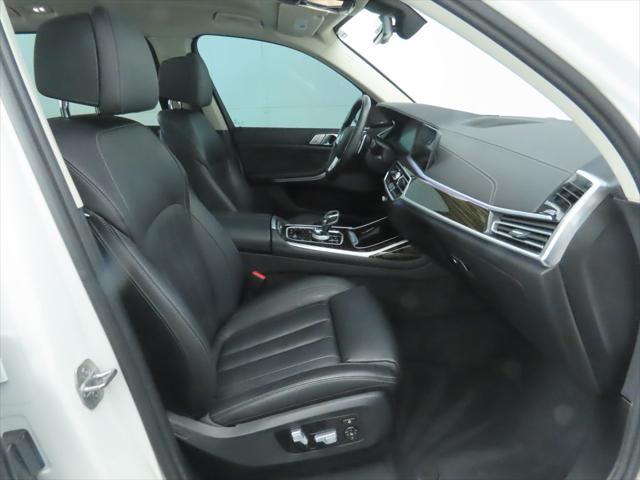2020 BMW X7 40i - Photo 21