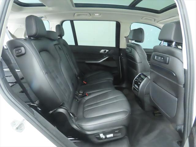 2020 BMW X7 40i - Photo 23