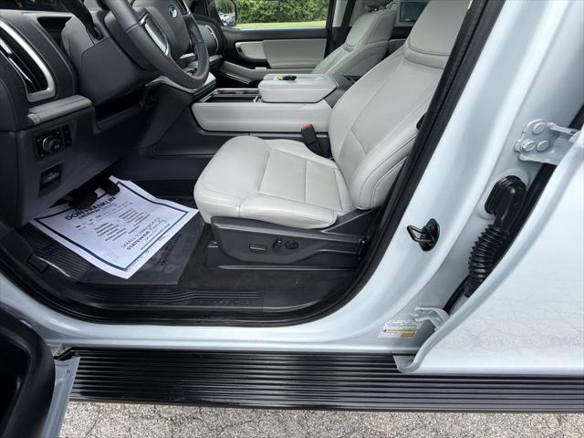2025 Ford Expedition Active MAX
