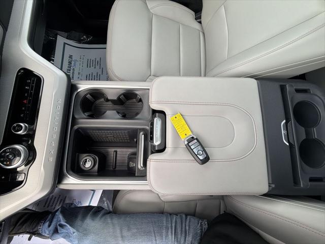 2025 Ford Expedition Active MAX