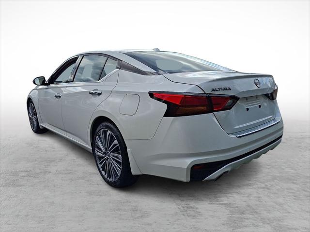 2023 Nissan Altima SL FWD