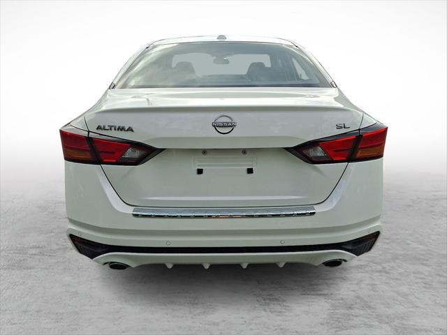 2023 Nissan Altima SL FWD
