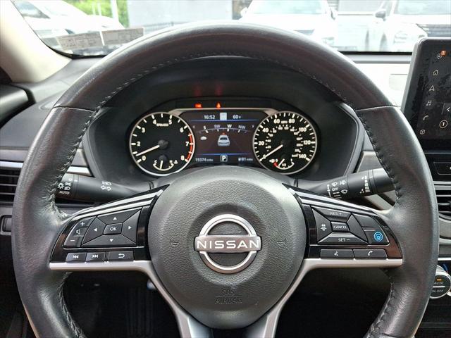 2023 Nissan Altima SL FWD