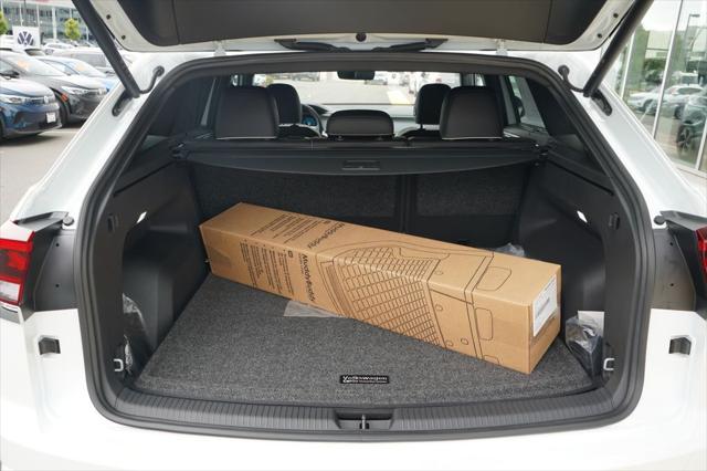 2026 Volkswagen Atlas Cross Sport SEL Premium R-Line