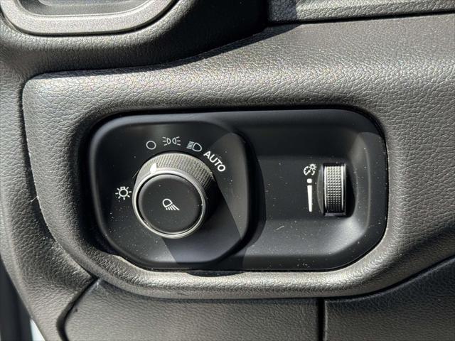 2022 Ram 2500 Tradesman Crew Cab 4x4 8' Box