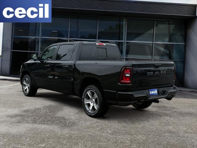 2026 RAM Ram 1500 RAM 1500 EXPRESS CREW CAB 4X2 57 BOX