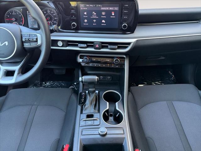 2022 Kia K5 LXS