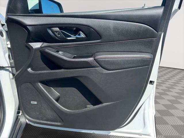 2023 Chevrolet Traverse AWD RS