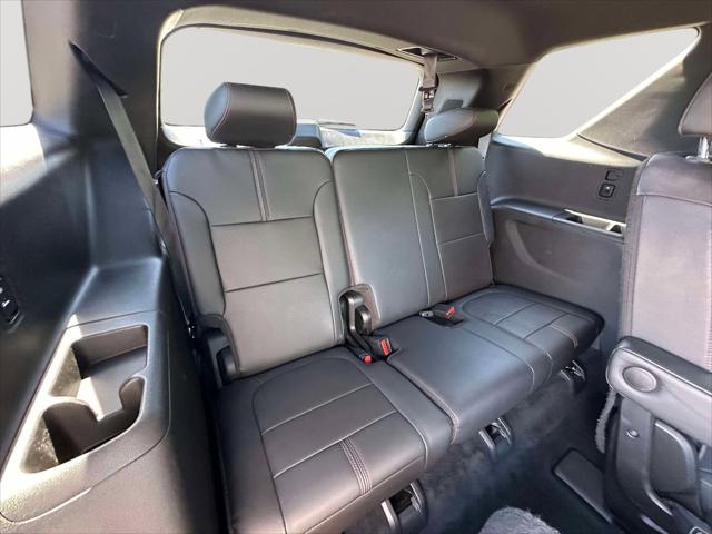 2023 Chevrolet Traverse AWD RS