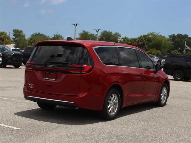2027 Chrysler Pacifica PACIFICA SELECT