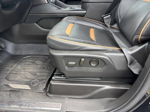 2022 GMC Yukon XL 4WD AT4