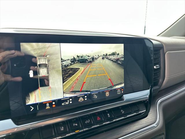 2025 GMC Sierra 2500HD 4WD Crew Cab Standard Bed SLT