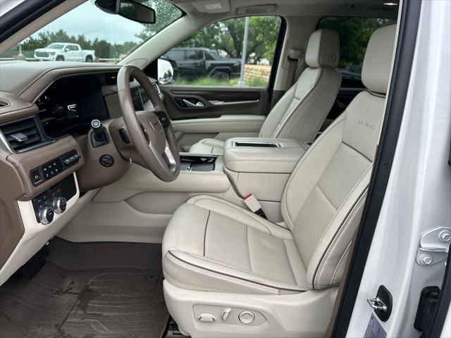 2023 GMC Yukon XL 4WD Denali