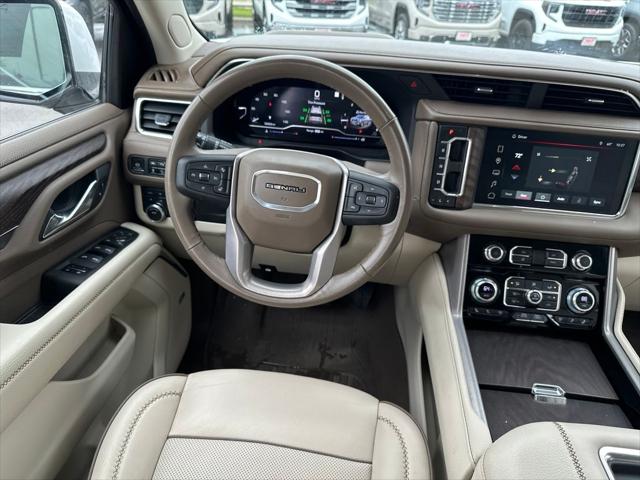 2023 GMC Yukon XL 4WD Denali