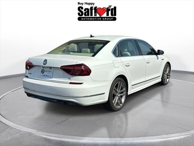 2019 Volkswagen Passat 2.0T SE R-Line