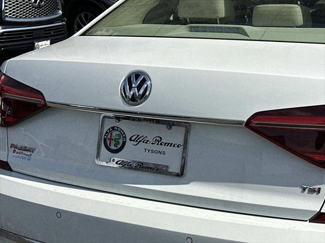 2019 Volkswagen Passat 2.0T SE R-Line