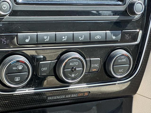 2019 Volkswagen Passat 2.0T SE R-Line