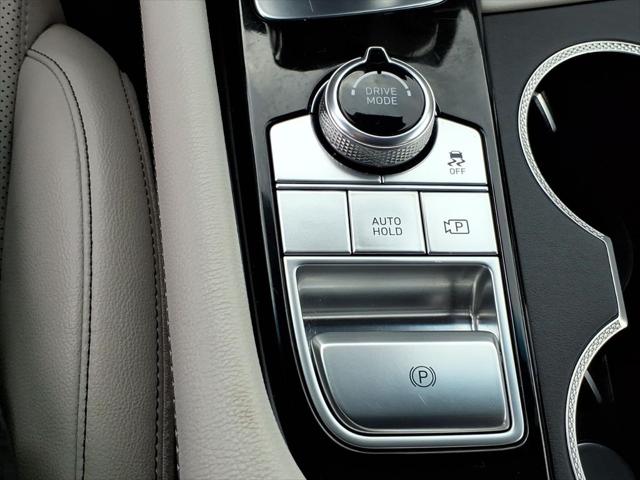 2025 Genesis G70 2.5T AWD