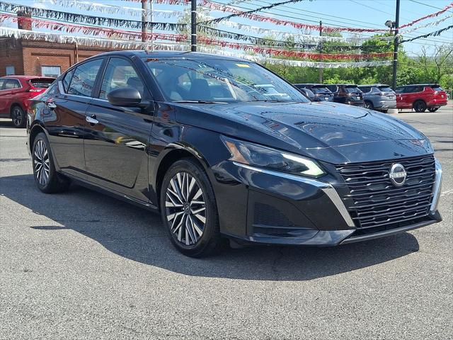2025 Nissan Altima SV FWD