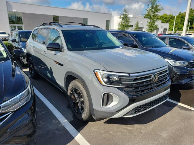 2024 Volkswagen Atlas 2.0T Peak Edition SE w/Technology for sale in Clermont, FL