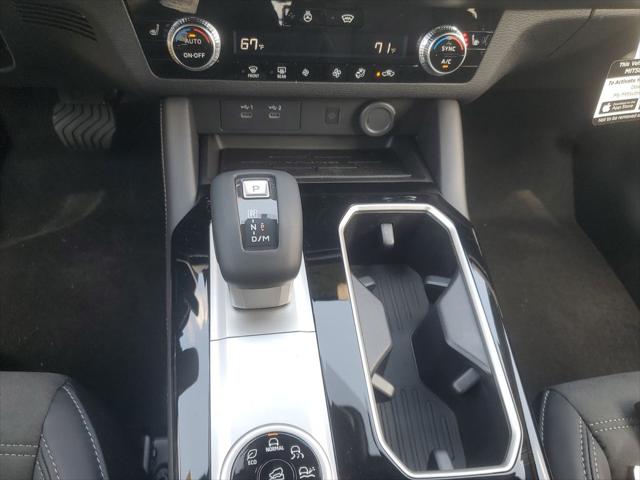 2026 Mitsubishi Outlander LE 1.5T S-AWC