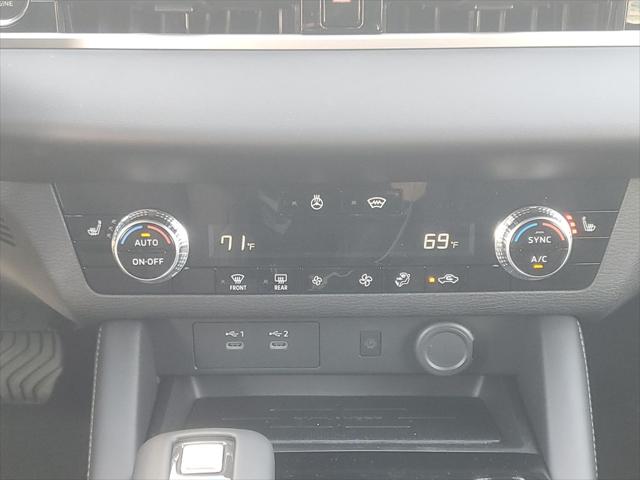 2026 Mitsubishi Outlander LE 1.5T S-AWC