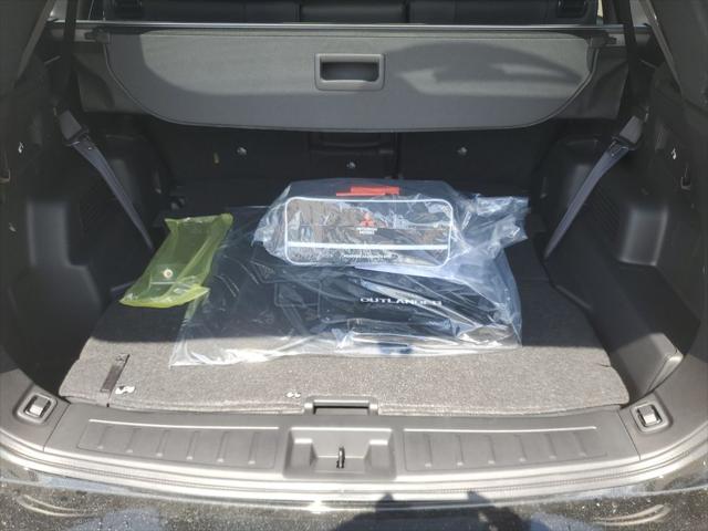 2026 Mitsubishi Outlander LE 1.5T S-AWC
