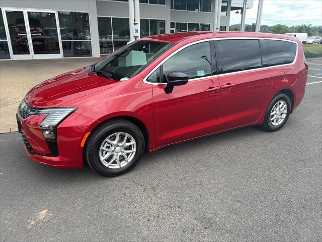2027 Chrysler Pacifica PACIFICA SELECT
